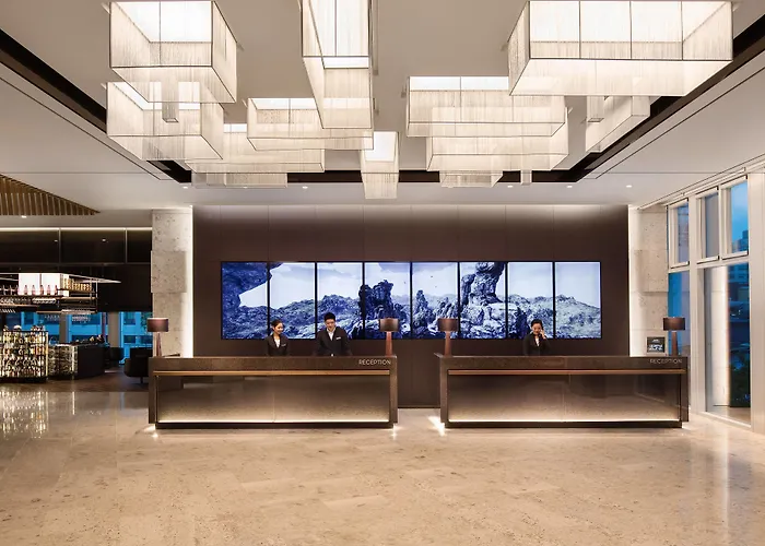 Courtyard By Marriott Myeongdong 4*