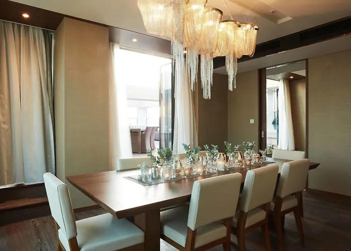 Courtyard By Marriott Myeongdong Hotel Seoel