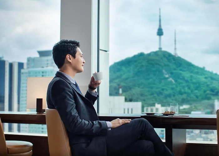 Courtyard By Marriott Myeongdong Отель