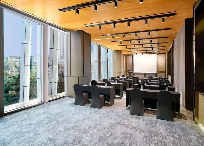 Courtyard By Marriott Myeongdong Отель