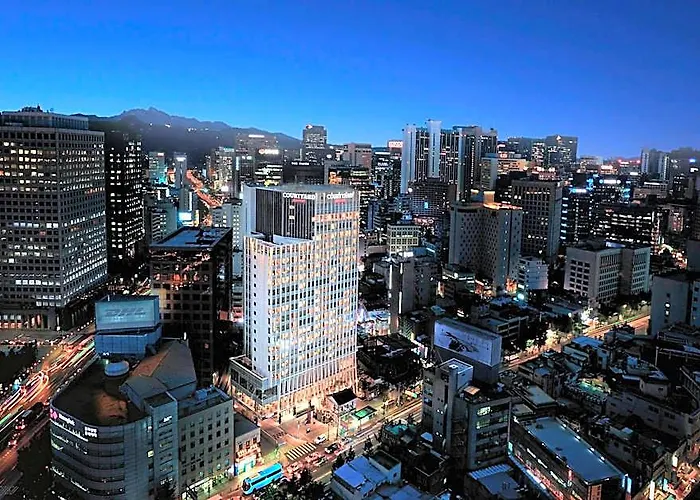 Отель Courtyard By Marriott Myeongdong Сеул