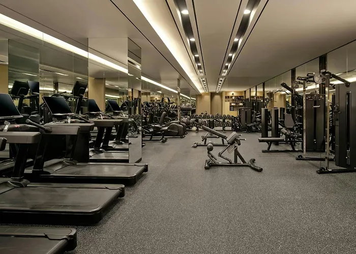 Hotel Courtyard By Marriott Myeongdong 4*
