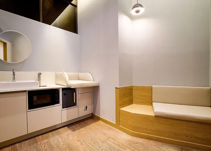 Courtyard By Marriott Myeongdong