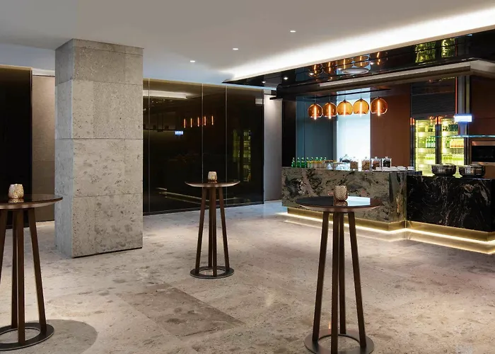 Courtyard By Marriott Myeongdong